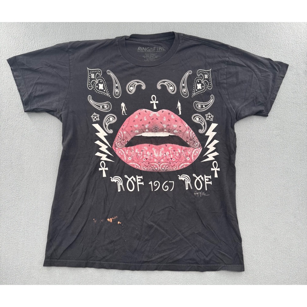 Ring of Fire Y2K Graphic Tee L Black Egyptian Lips Paisley Grunge Edgy LA Street
